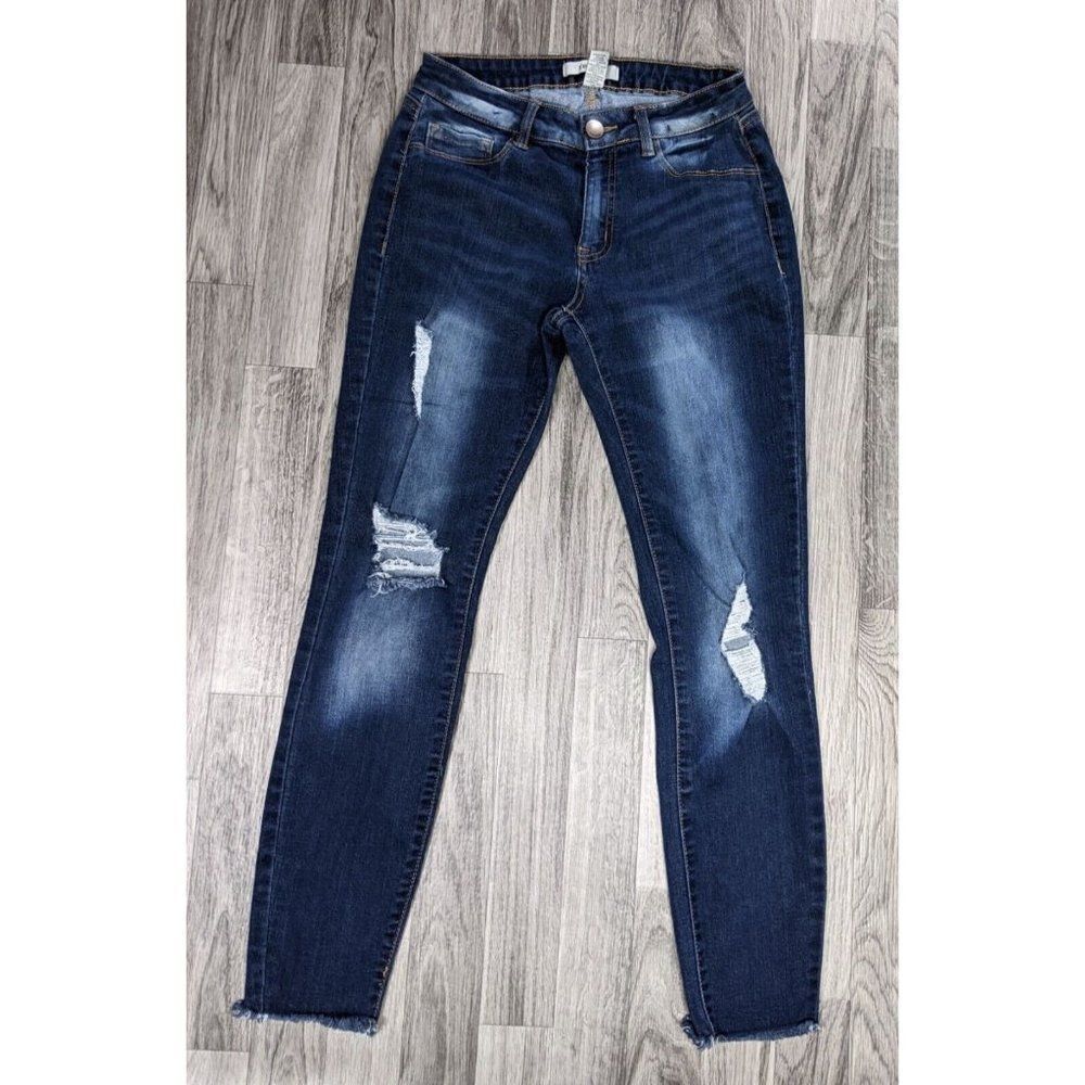 (3/$35) Refuge Womens Size 4 Fringe Hem Distressed Skinny Denim Blue Jeans